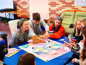 Jeu de plateau "Quel Chantier !"
Dispositif d'attractivité des métiers du bâtiment durable, axe découvrir. ©Séisme